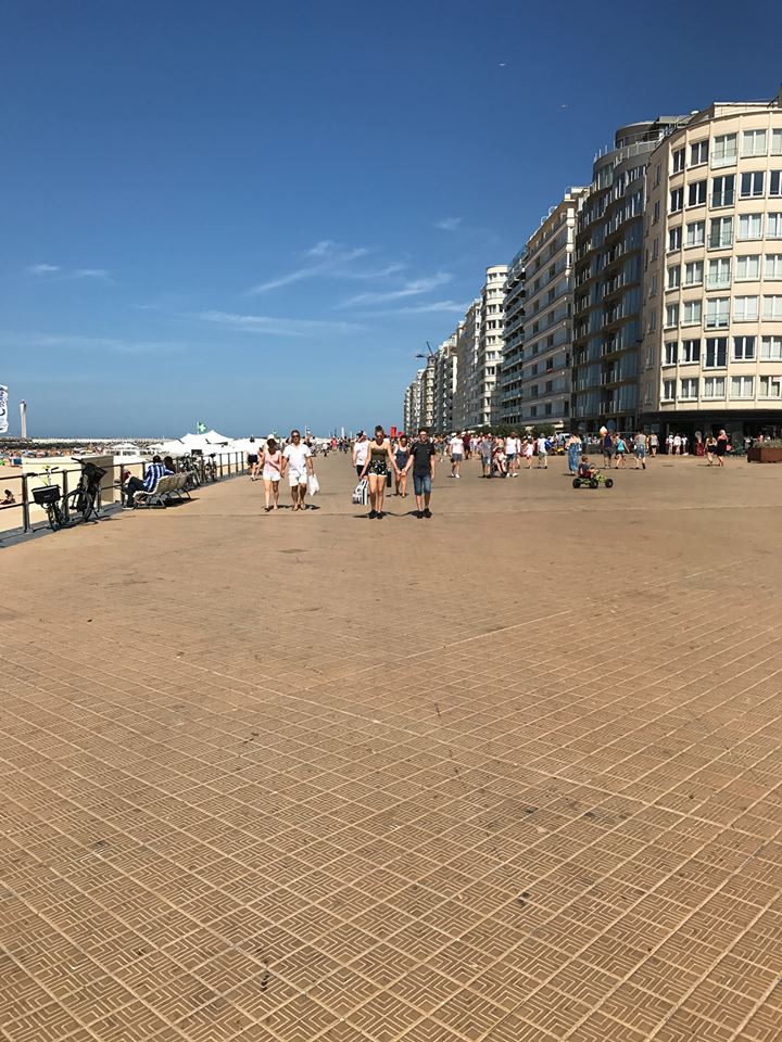 Oostende promenade n beach 