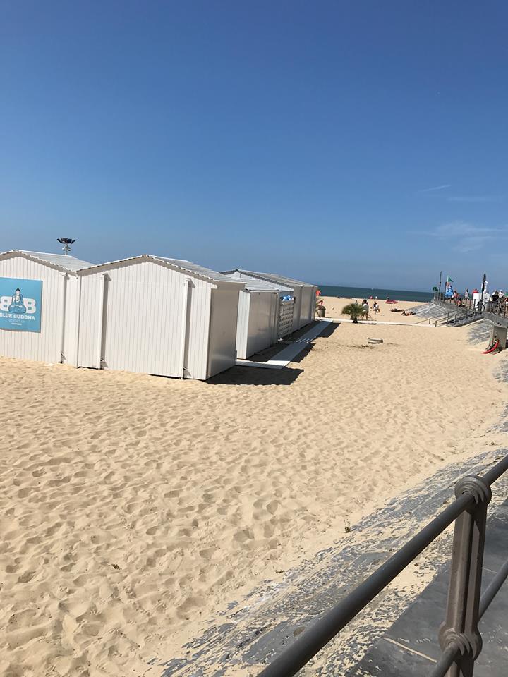 Oostende promenade n beach